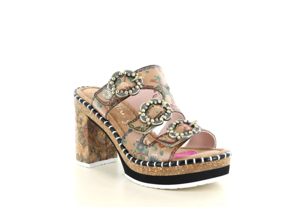 Laura Vita Laura Vita Naomio 11