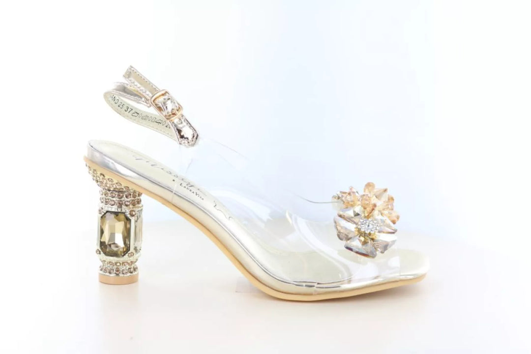 Laura Vita Laura Vita Myriano 25