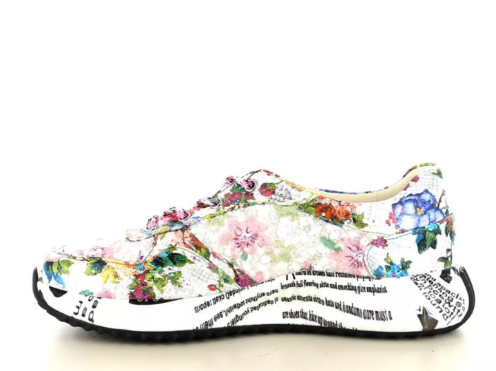 Laura Vita Laura Vita Burton 05