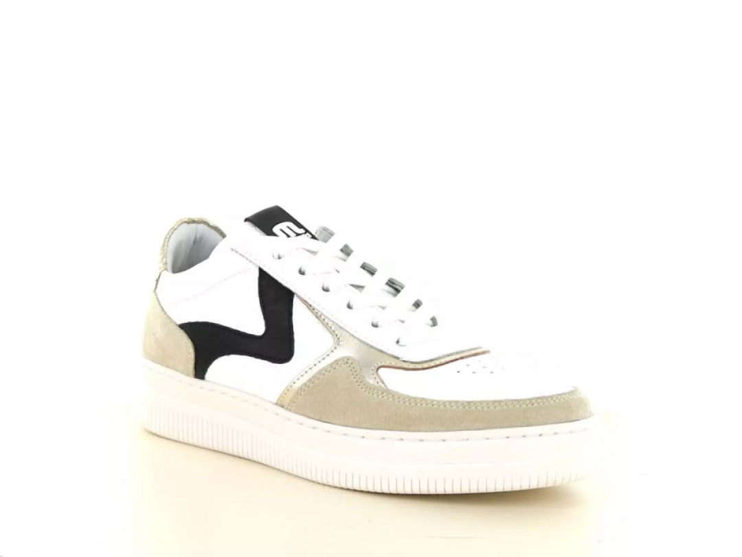 Maruti Maruti Momo Leather