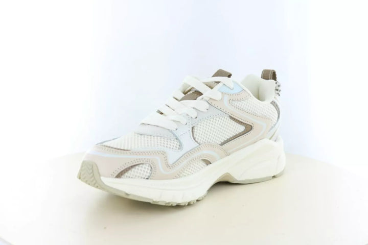 Maruti Maruti Novi leather