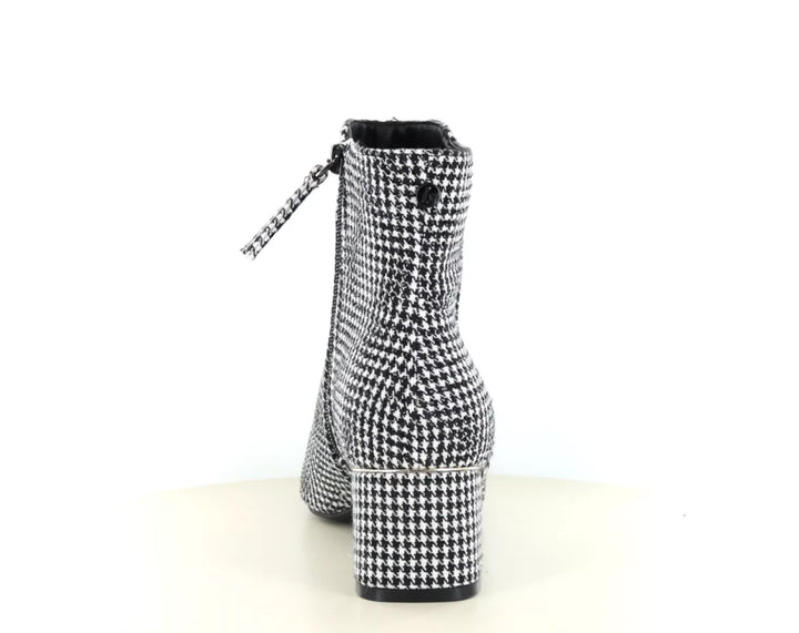 La Strada La Strada 2323228