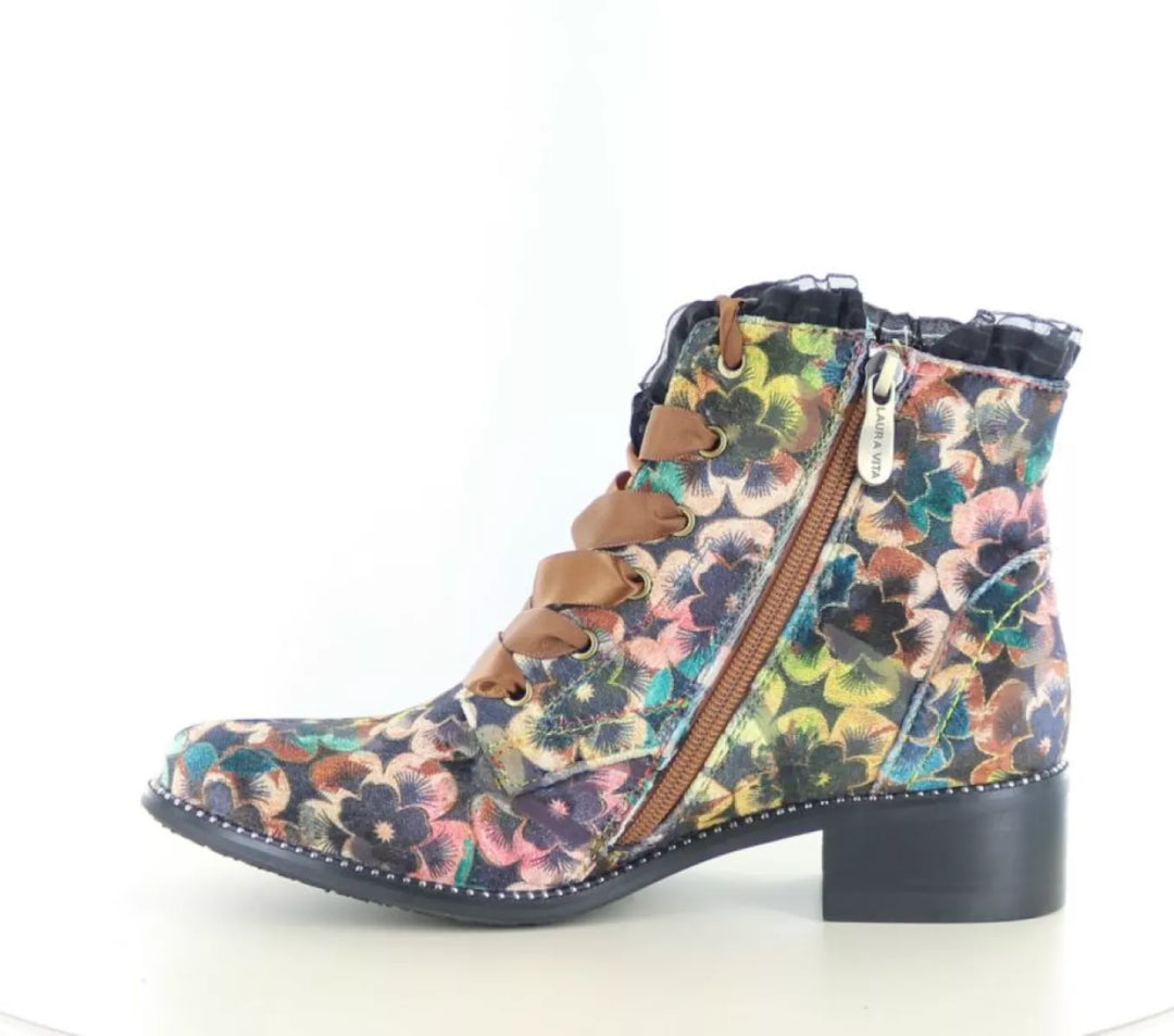 Laura Vita Laura Vita Emcmao 45